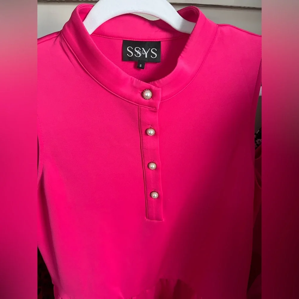 Sleeveless Hot Pink Pearl-Button SSYS Dress - Picture 2 of 6